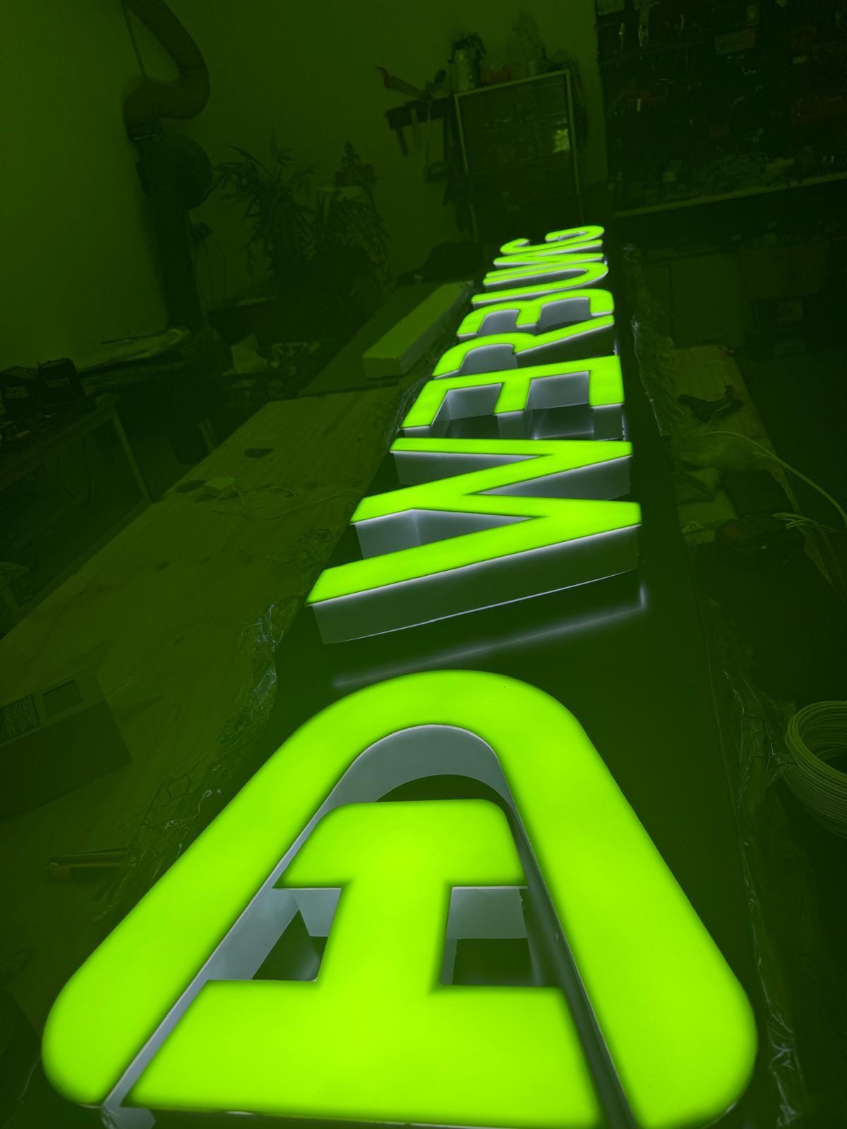 HD Werbung Werkstatt in Gelsenkirchen - gefräste Buchstaben und LED-Bestückung